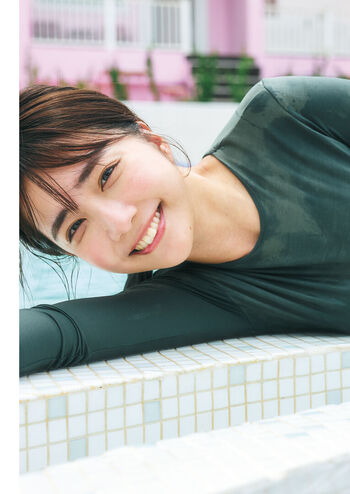 Amau Kisumi 天羽希純