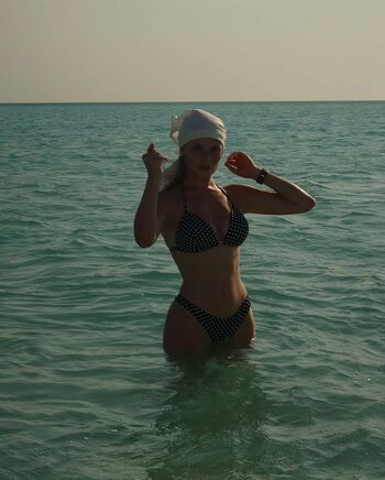 Blondinka Drive Angelina