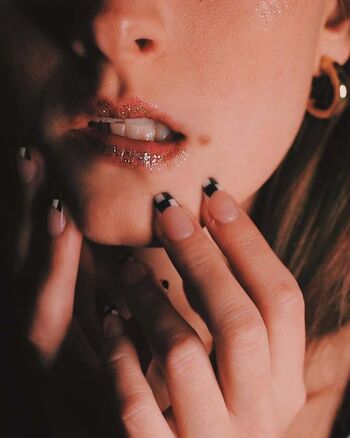 Caitlin Marie Reacts