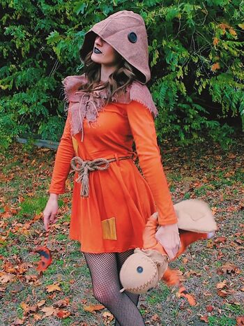 Caitlin Marie Reacts