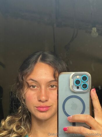 clarizzhotbaby