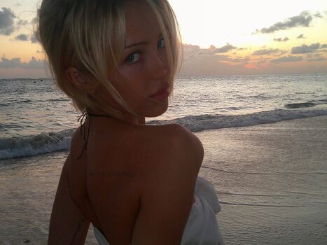 Delilah Belle Hamlin