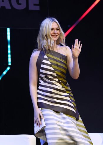 Elle Fanning