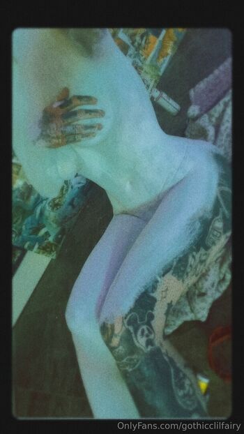 gothicclilfairy