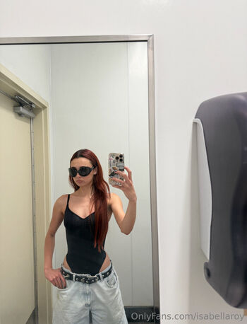 isabellaroy