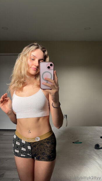 ittybittyk1ttyy