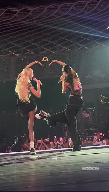 Jennie | BLΛƆKPIИK