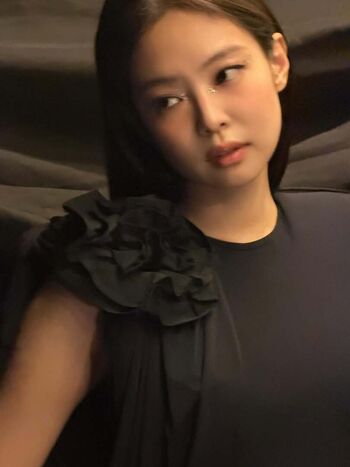 Jennie | BLΛƆKPIИK