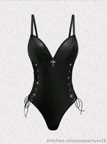 justpeachyxx18