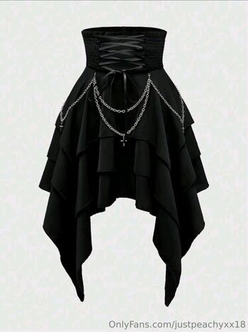 justpeachyxx18