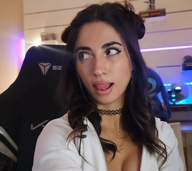 Lucrelisa - la.vica_ (twins)