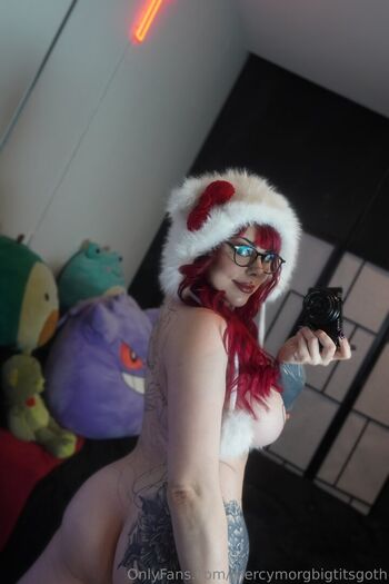 mercymorgbigtitsgoth