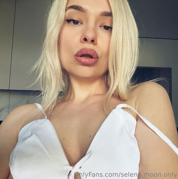 selena.moon.only