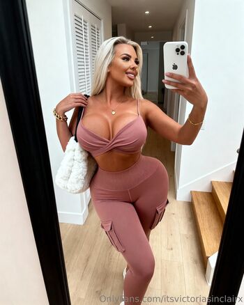 Victorialilyx